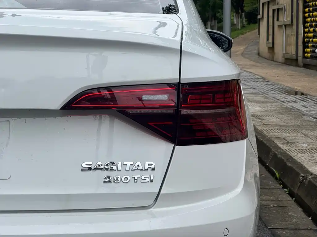 Volkswagen Sagitar 2021 280 TSI DSG Comfort Smart Connect Edition