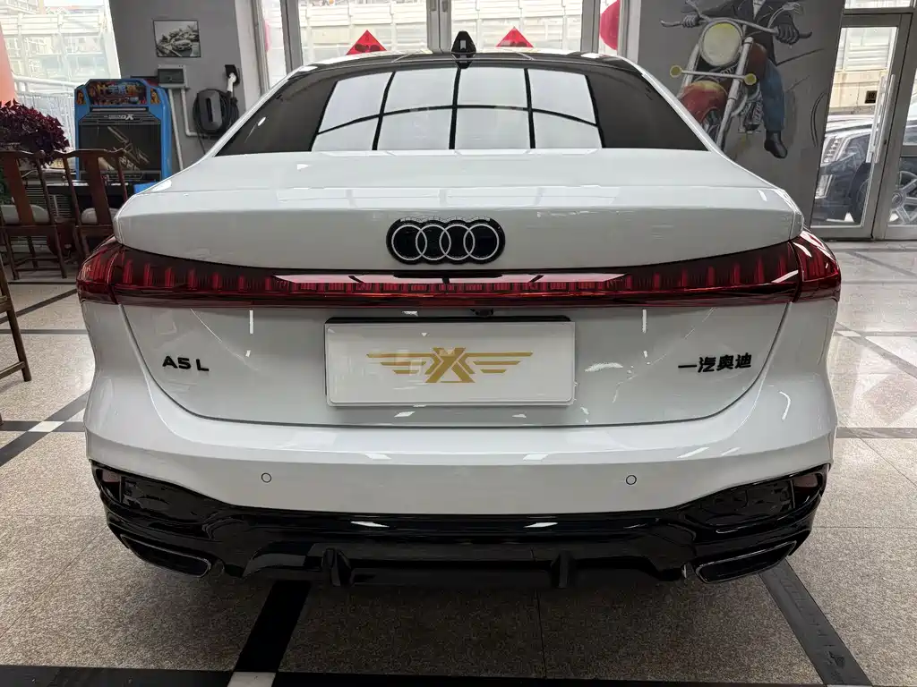 Audi A5 L 2026 model Sport Edition