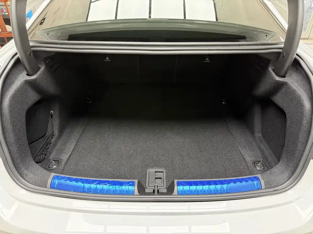 Audi A5 L 2026 model Sport Edition