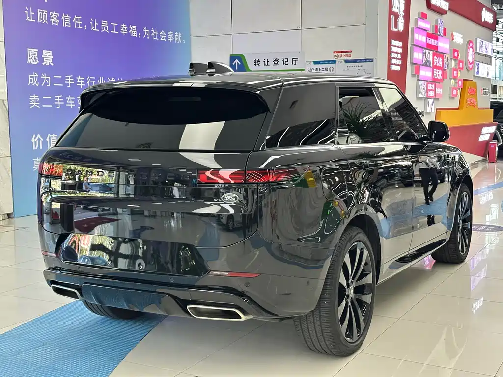Range Rover Sport 2025 model 400PS Dynamic HSE