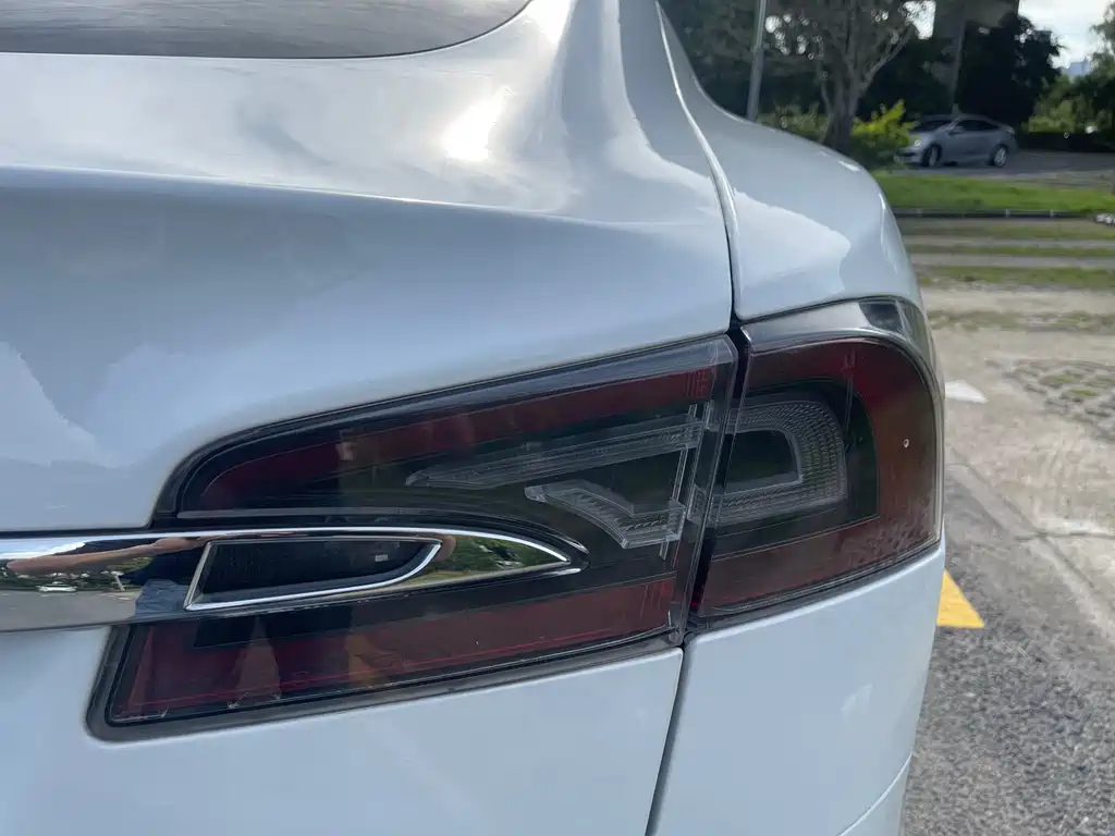 Model S 2017 Standard Range Plus