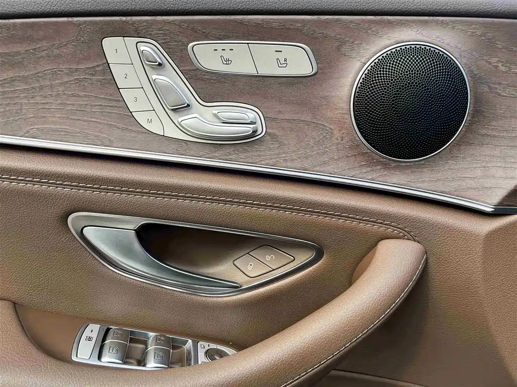 Mercedes-Benz E-Class 2022 E 300 L Fashion Edition