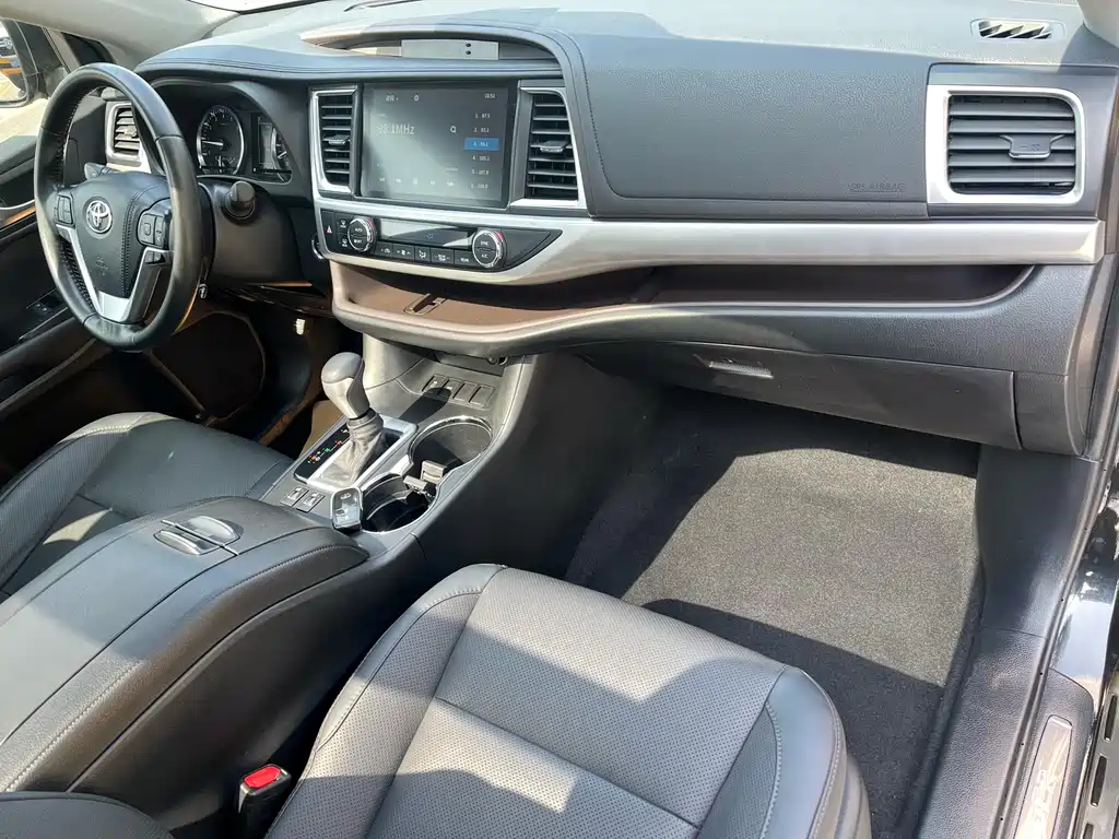 Hanlan Da 2021 2.0T Two-wheel Luxury Edition 7-seat