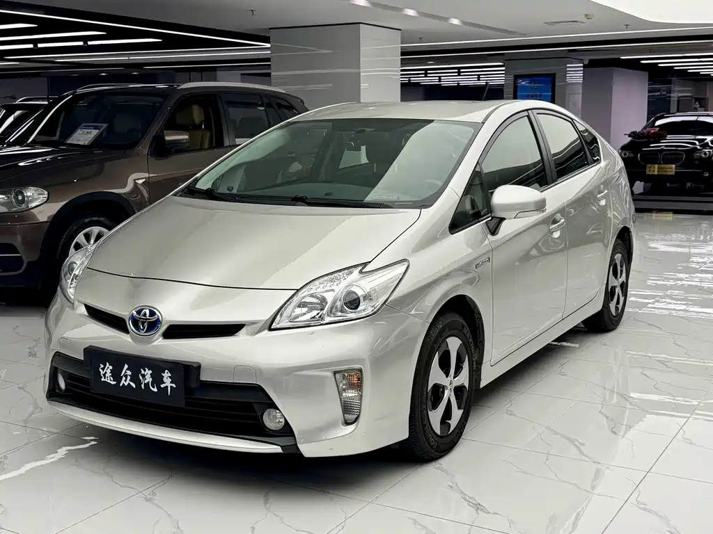 Prius 2012 1.8L Luxury Edition