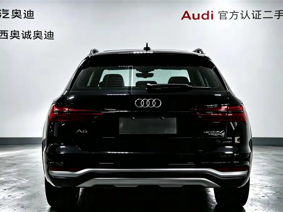 Audi A6 Import 2022 allroad quattro Explorer 55 TFSI Premium Off-road Edition