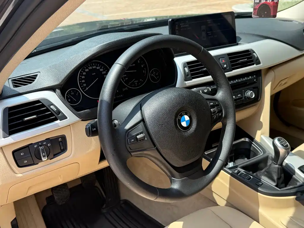 BMW 3 Series 2013 model 320Li manual version