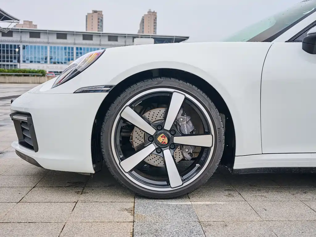 Porsche 911 Targa 4 3.0T 2023