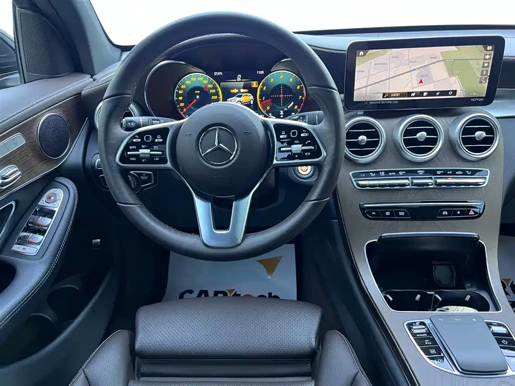 Mercedes GLC 2022 Facelift 260 L 4MATIC Luxury Edition