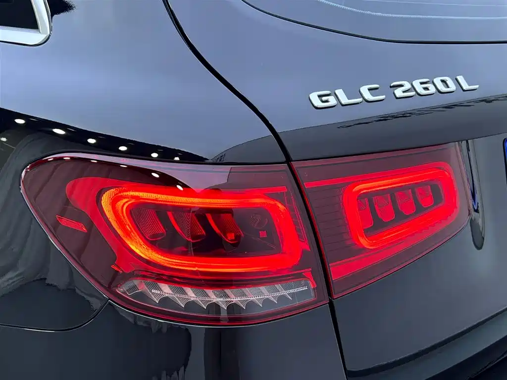Mercedes GLC 2022 Facelift 260 L 4MATIC Luxury Edition