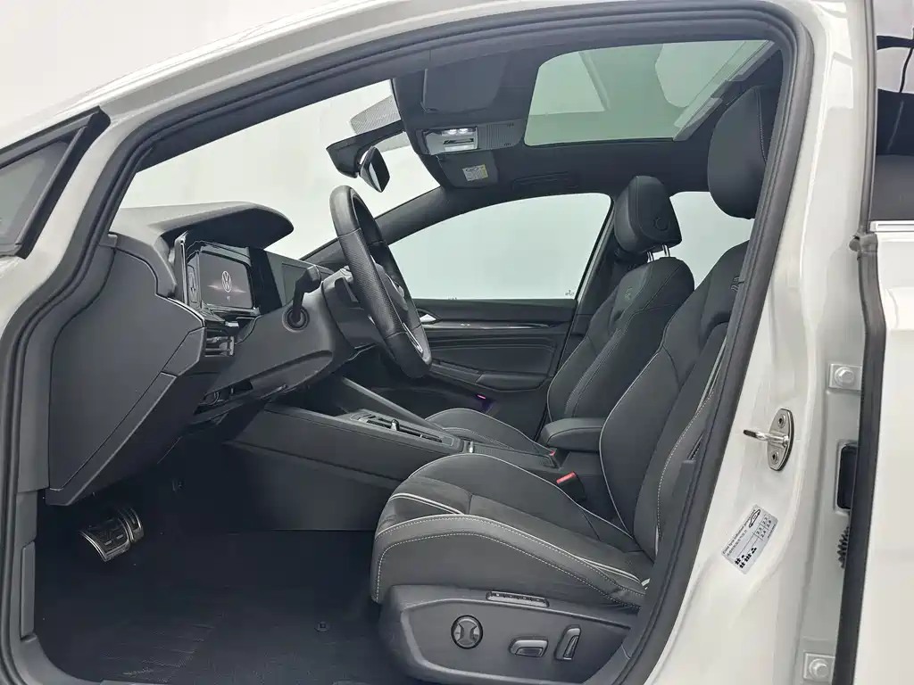 Golf 2023 280 TSI DSG R-Line Lite