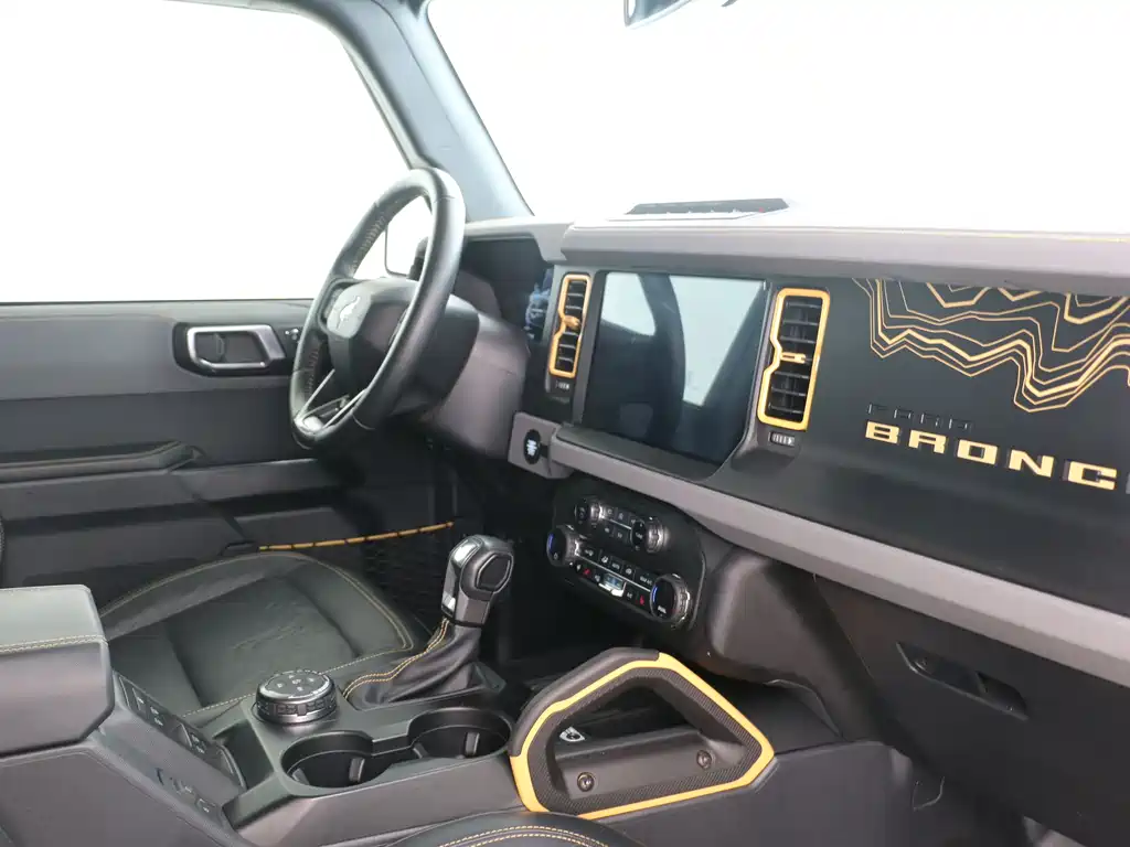 Ford Bronco 2024 2.3T Off-Road