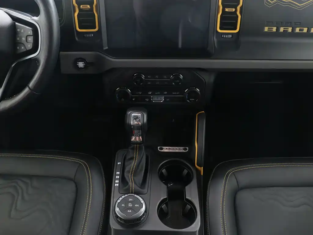 Ford Bronco 2024 2.3T Off-Road