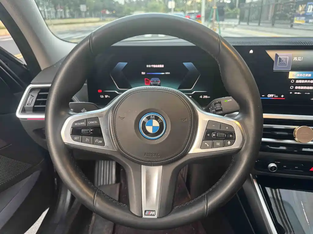 BMW i3 2022 eDrive 35 L