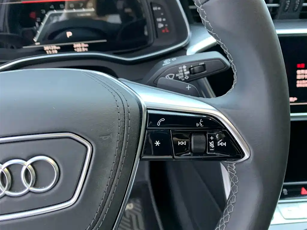 Audi A6L 2024 40 TFSI Luxury Dynamic Edition