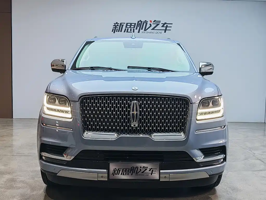 Navigator 2020 3.5T Long Axle Presidential Edition