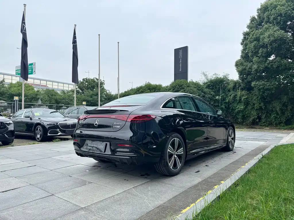 Mercedes EQE 2025 500 4MATIC Pioneer Edition
