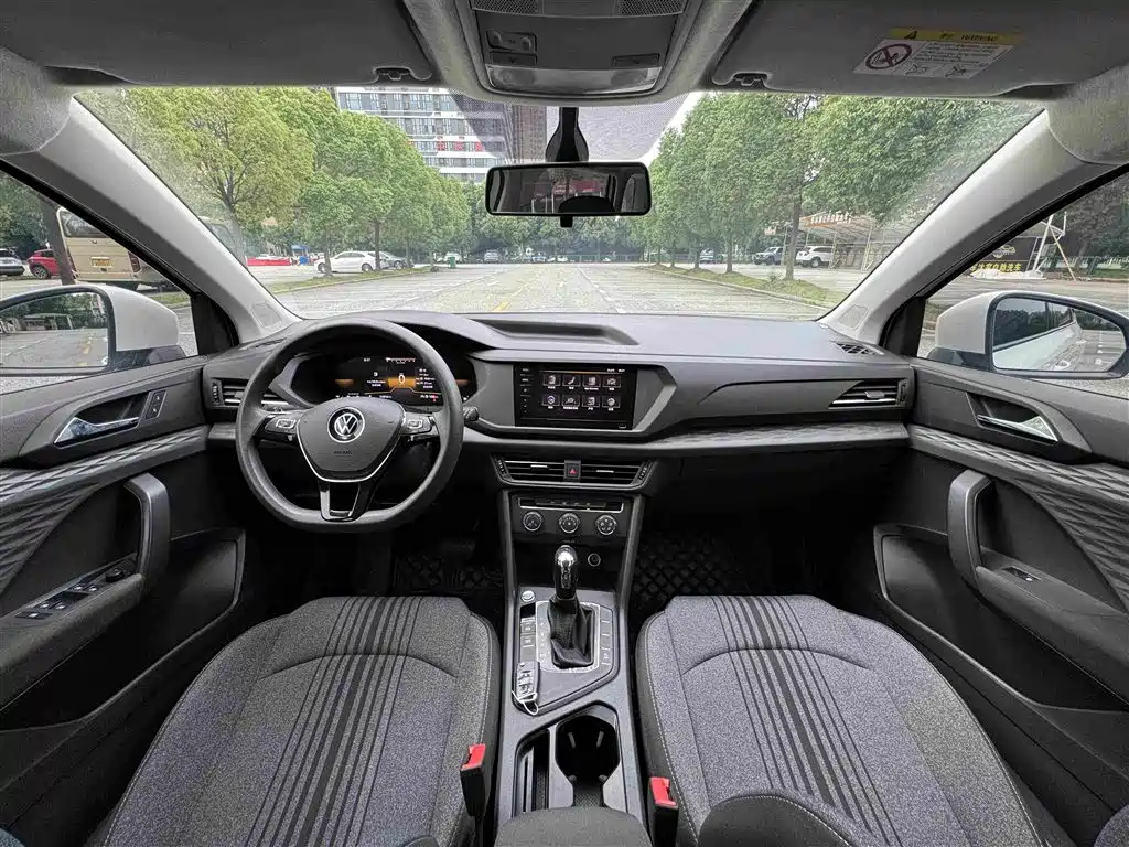 Tou岳 2022 280TSI Two-Wheel Drive Fashion Edition