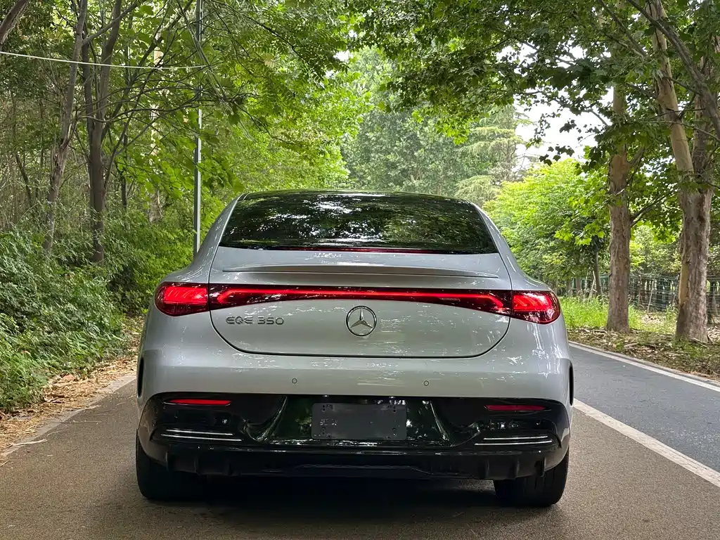EQE 350 Luxury 2022
