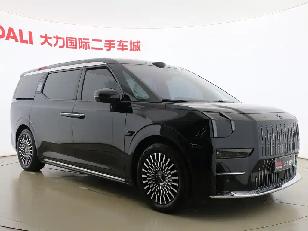 Jizhe 009 2024 Edition Six Executive Edition Four Wheel Drive 108kWh