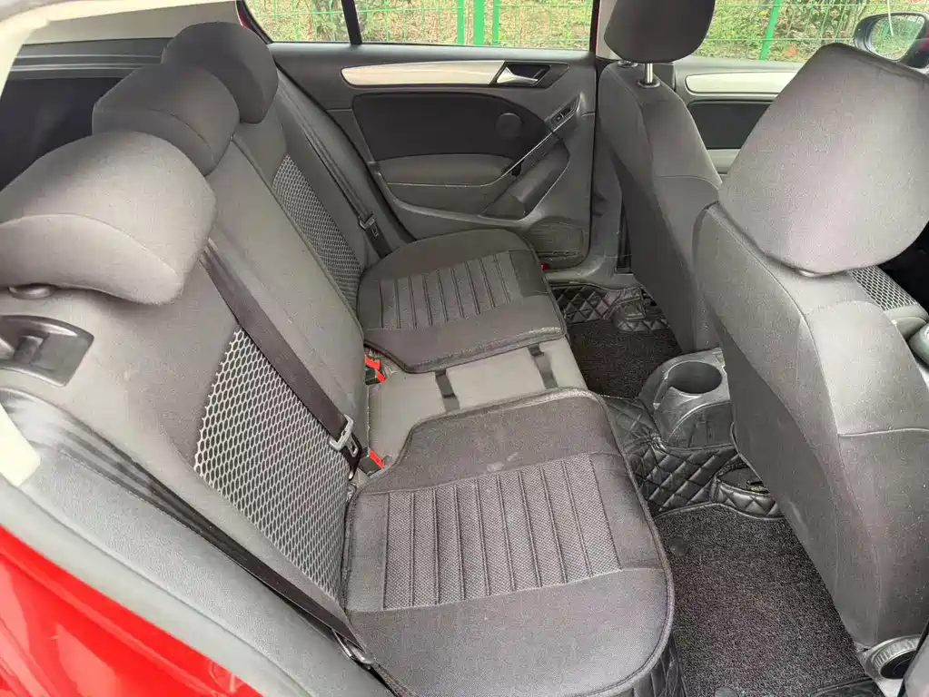 Golf 2012 1.6L Automatic Comfort Edition