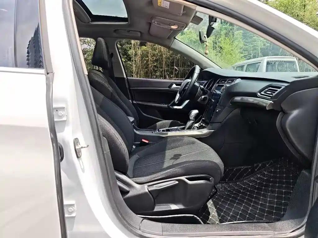Peugeot 408 2018 Facelift 350THP Automatic Luxury Edition