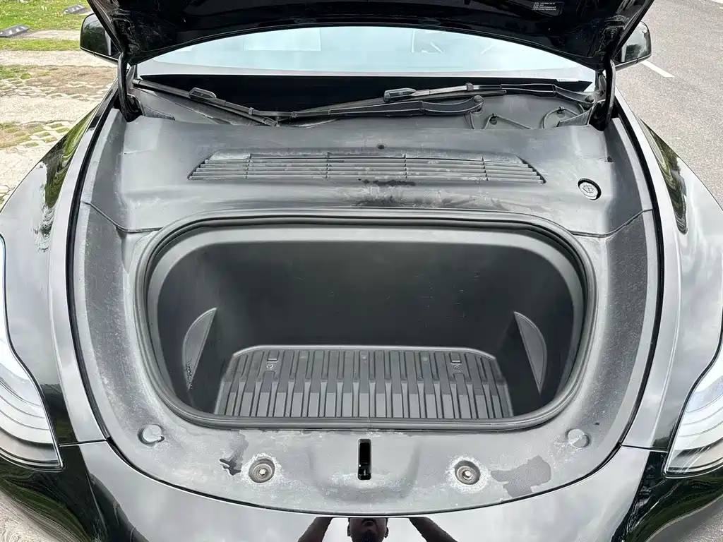Model Y Long Range All-Wheel Drive 2022