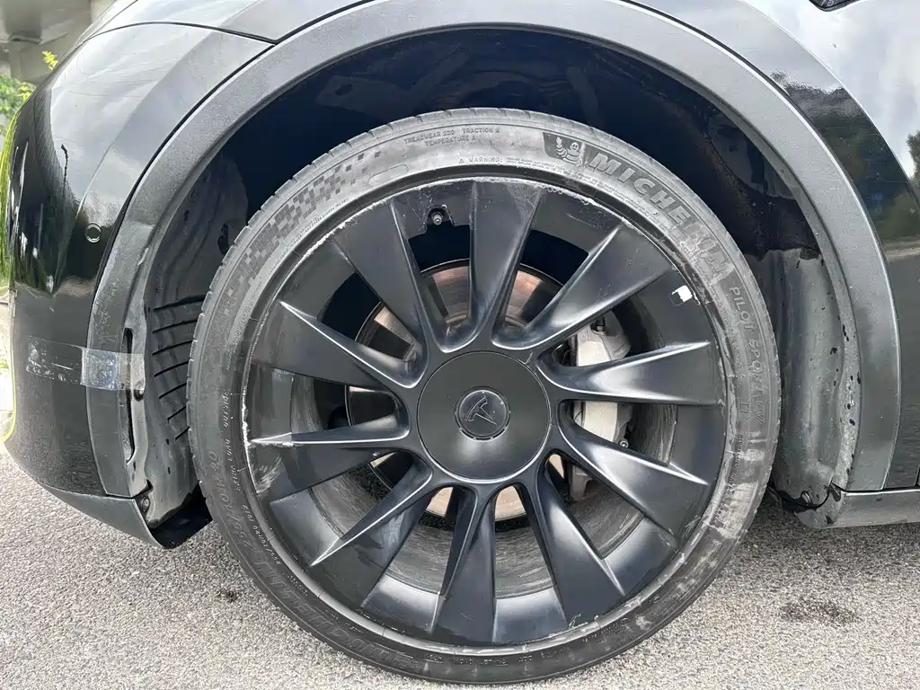 Model Y Long Range All-Wheel Drive 2022