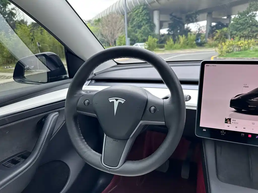 Model Y Long Range All-Wheel Drive 2022
