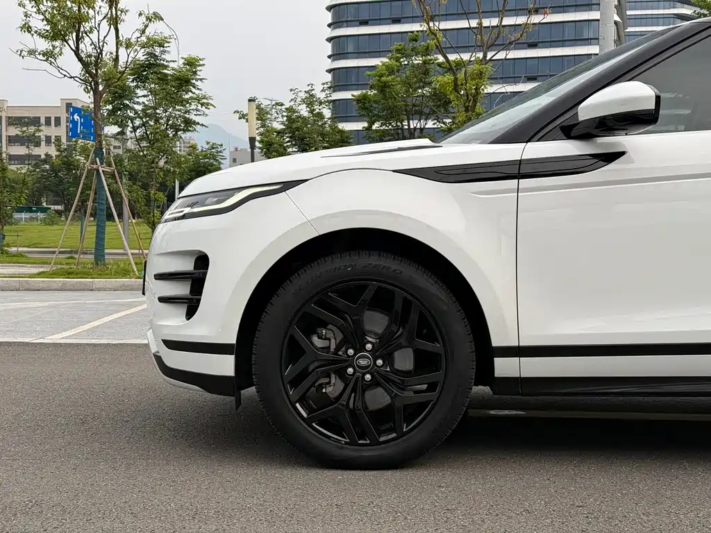 Range Rover Vogue 2023 249PS Luxury Edition