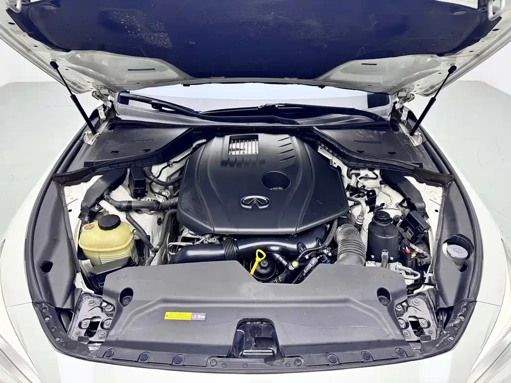 Infiniti Q50L 2018 2.0T Comfort Edition National VI