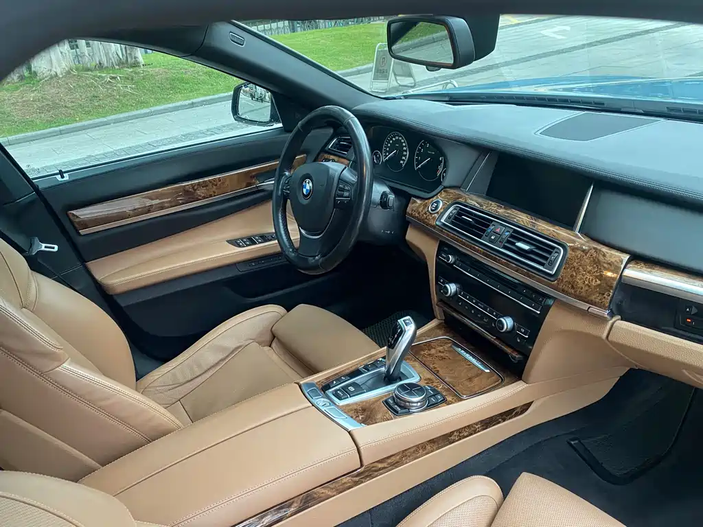 BMW 7 Series 2013 model 740Li Hybrid Edition