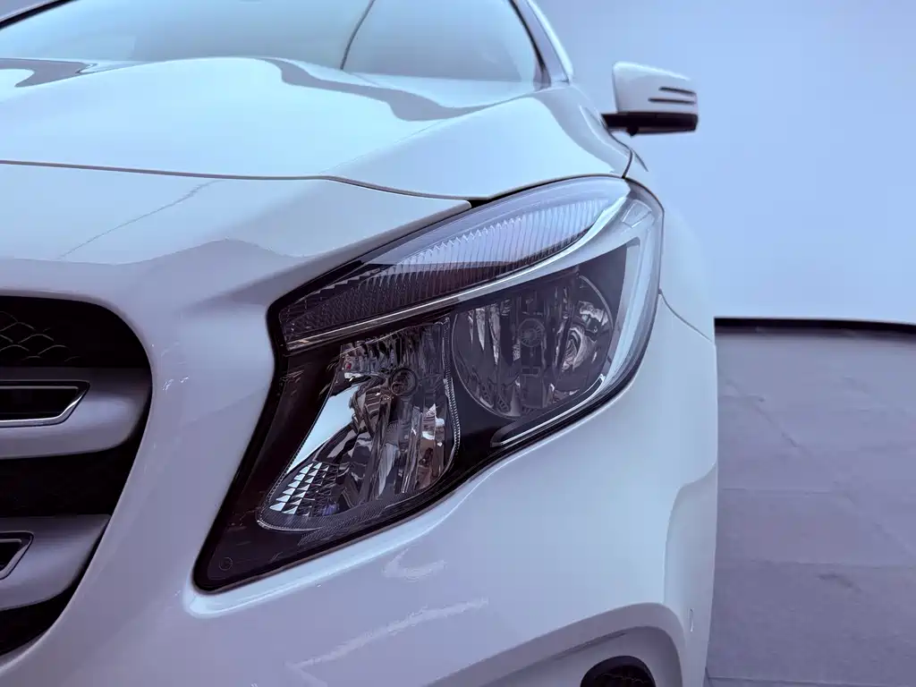 Mercedes-Benz GLA 2018 GLA 200 Sport Line
