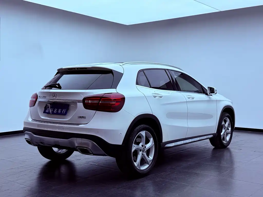 Mercedes-Benz GLA 2018 GLA 200 Sport Line