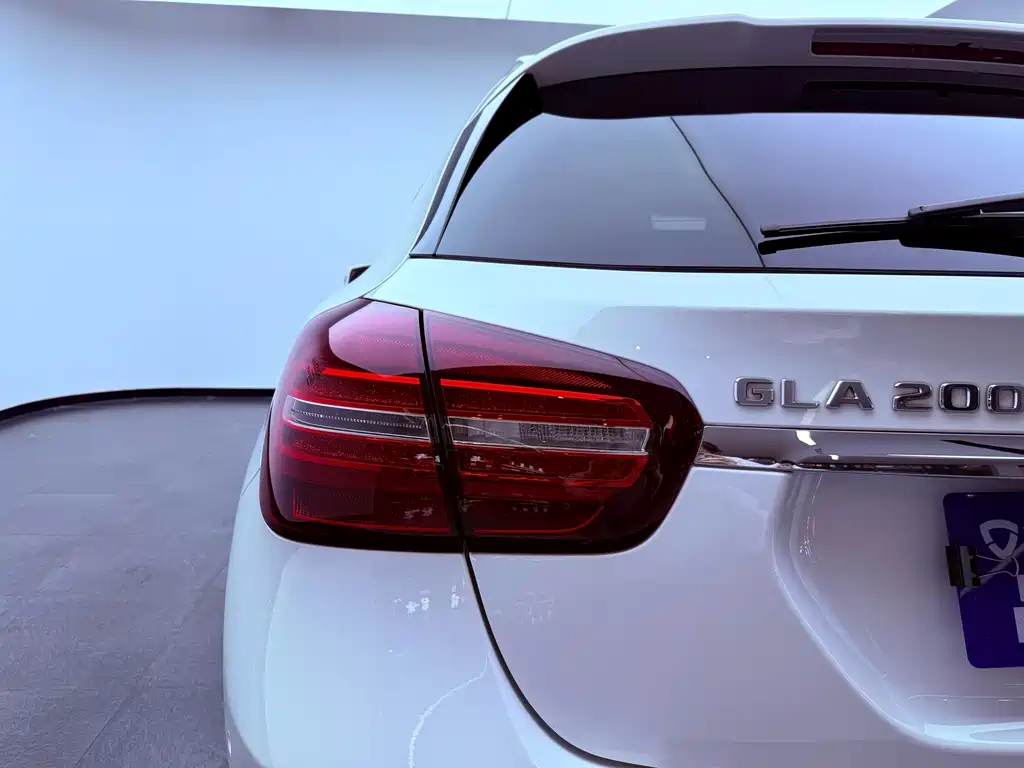 Mercedes-Benz GLA 2018 GLA 200 Sport Line