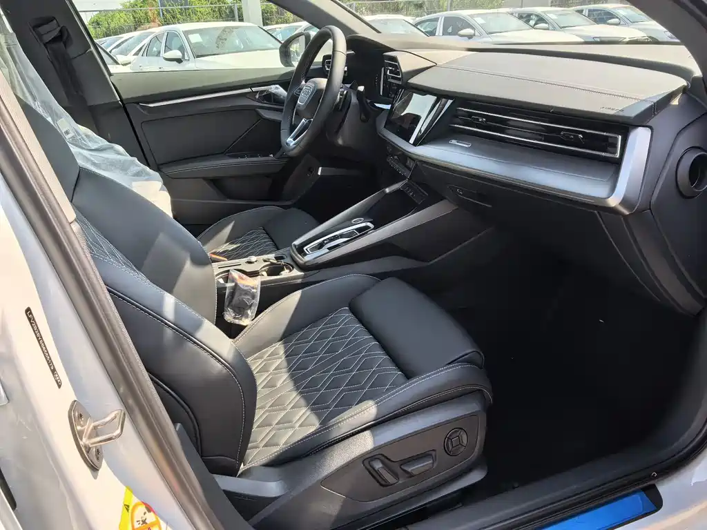 Audi A3 2025 Sportback 35 TFSI Prestige Edition