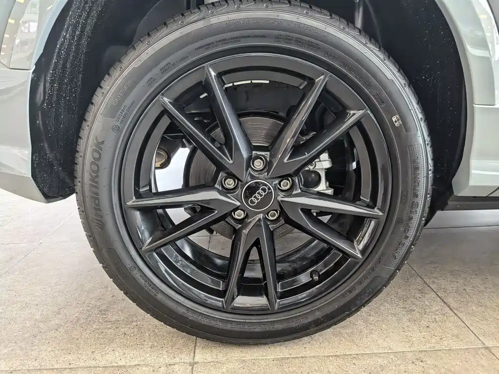 Audi Q2L 2025 35TFSI Progressive Dynamic Edition