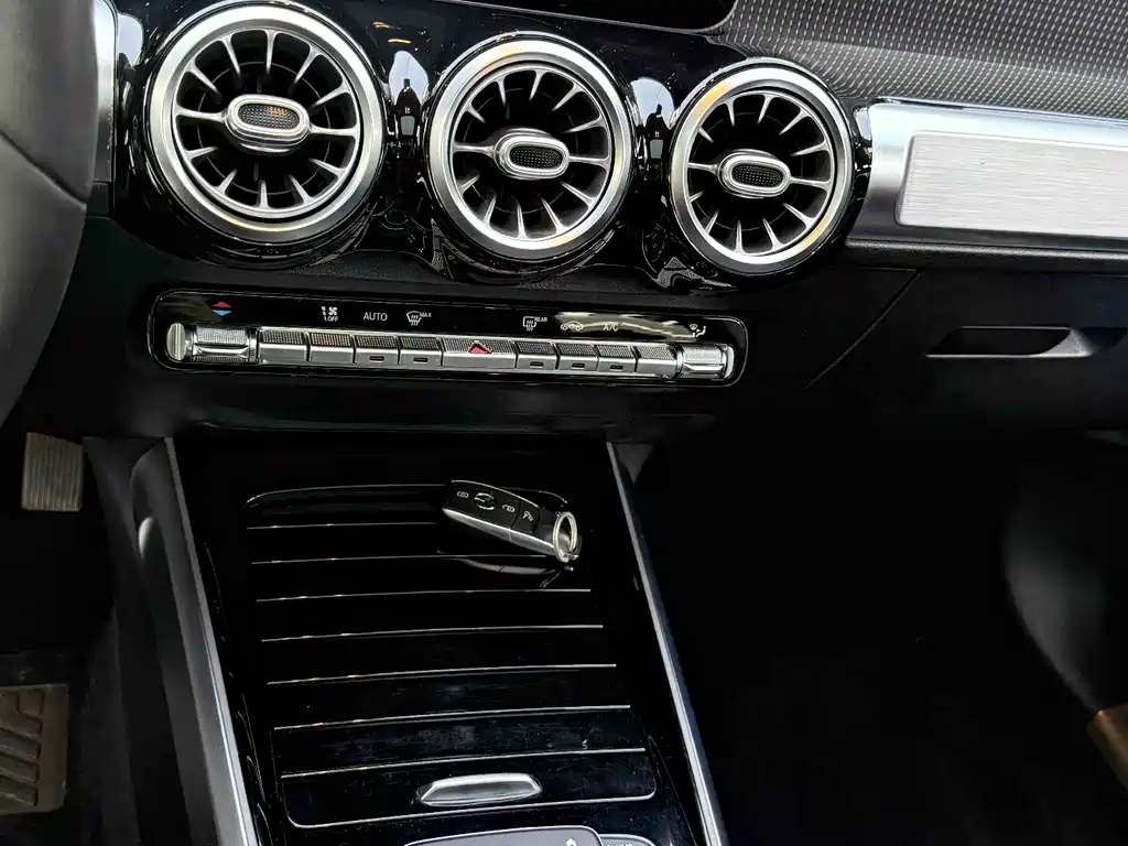Mercedes-Benz GLB 2021 GLB 200 Sportline