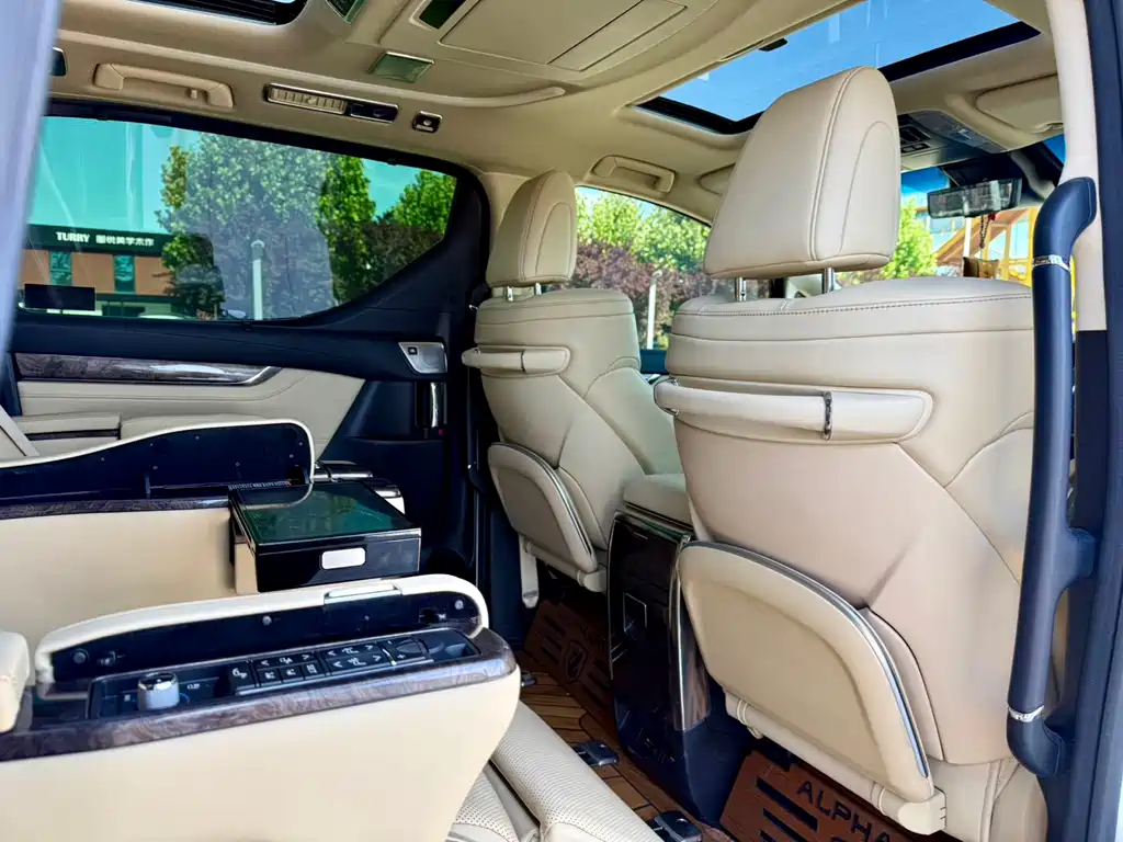 Alphard 2021款 Hybrid 2.5L Prestige Edition