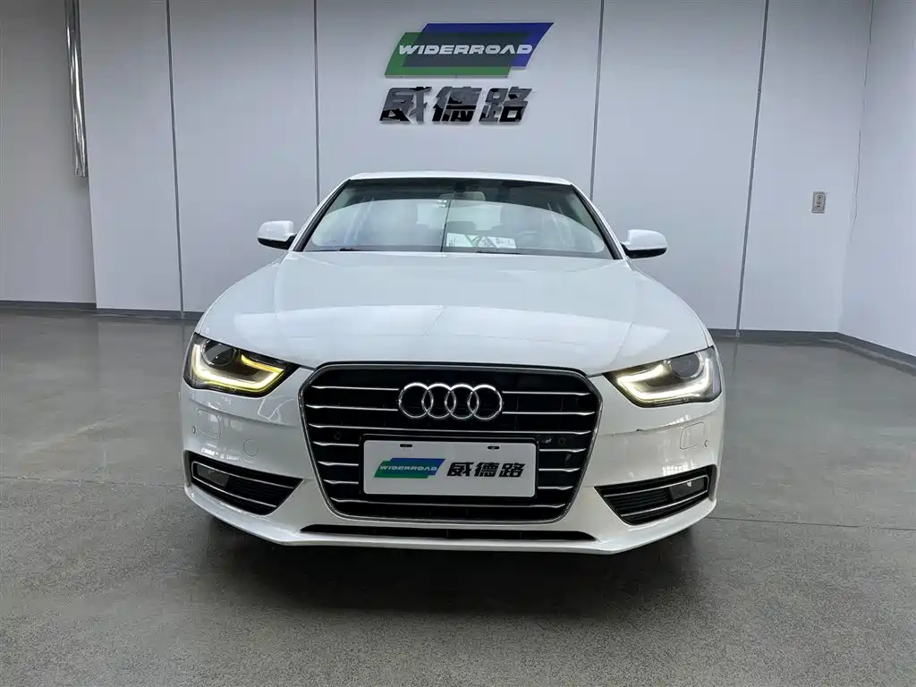 Audi A4L 2016 model 35 TFSI automatic standard edition
