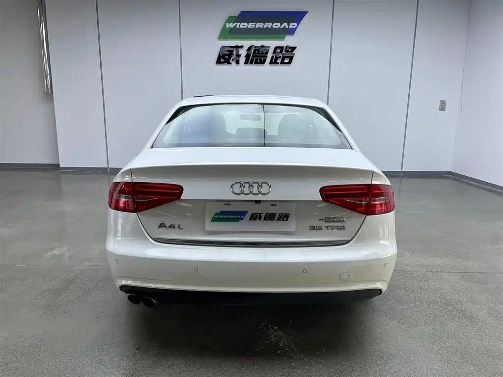 Audi A4L 2016 model 35 TFSI automatic standard edition