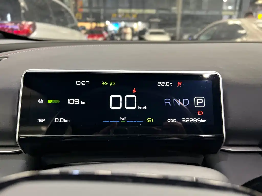 NIO X 2024 Edition 400 Prestige Version