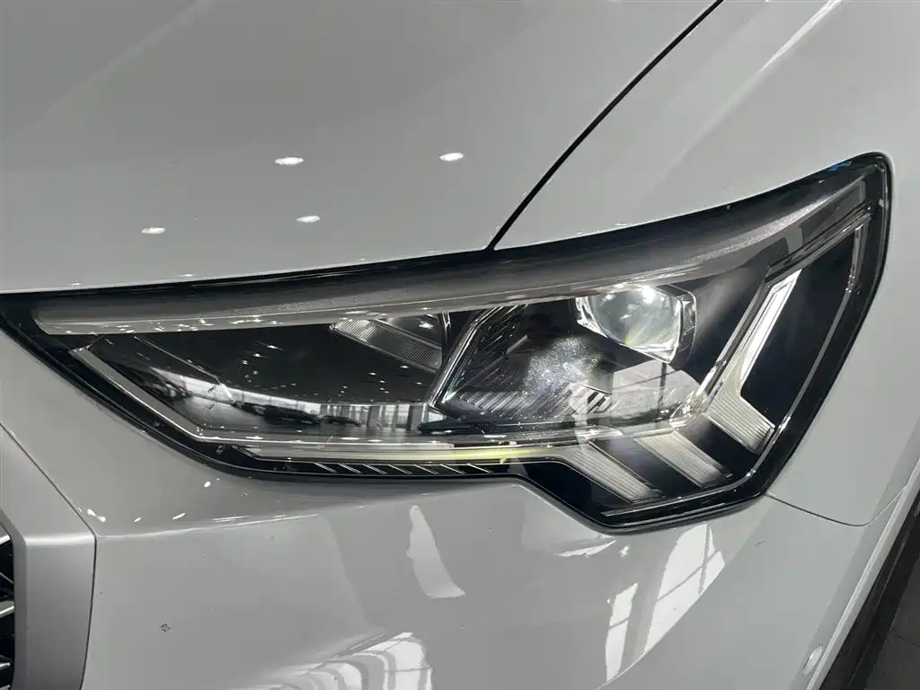 Audi Q3 2025 45th Anniversary Edition 40 TFSI Sporty Dynamic Model