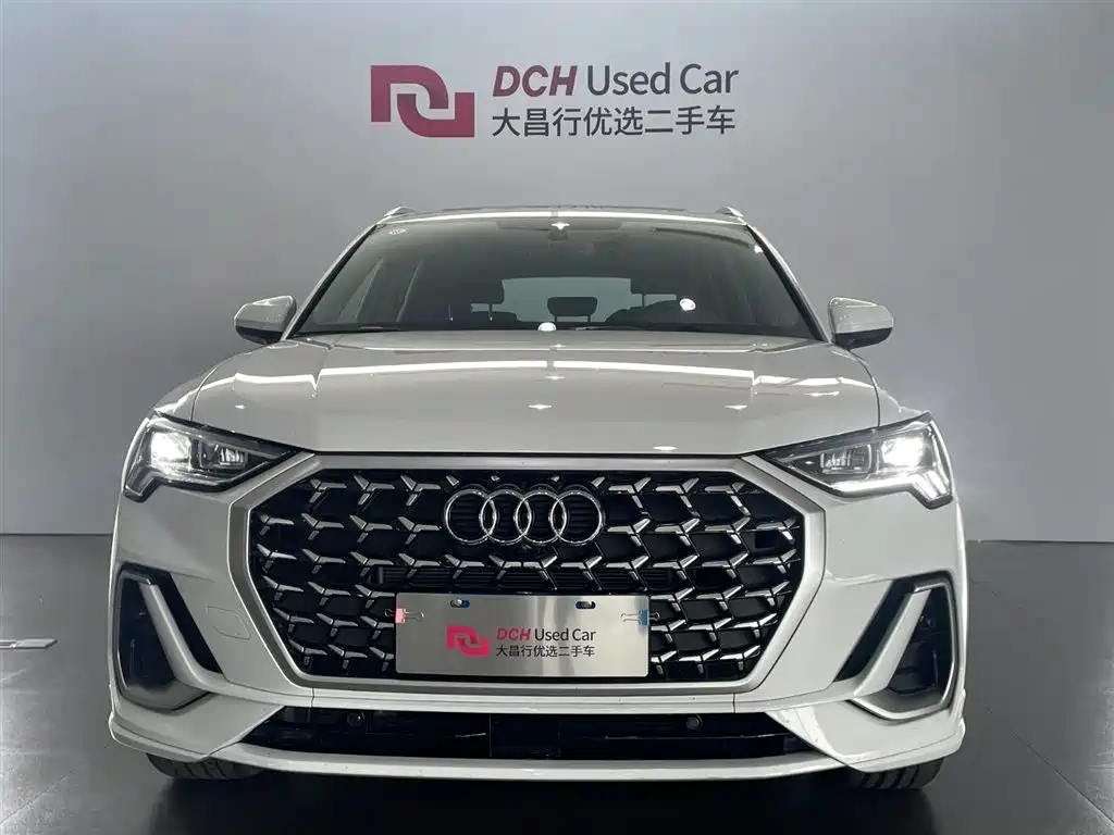 Audi Q3 2025 45th Anniversary Edition 40 TFSI Sporty Dynamic Model