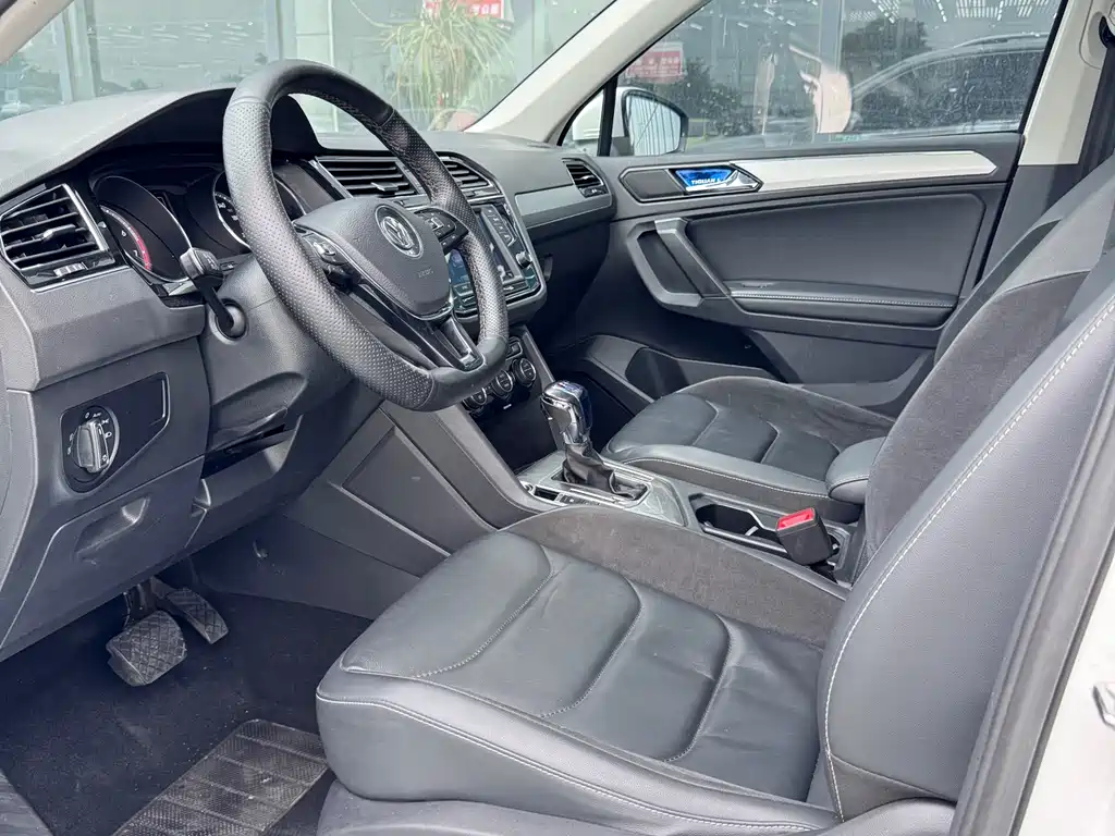 Tiguan L 2018 380 TSI Automatic 4x4 Luxury Edition