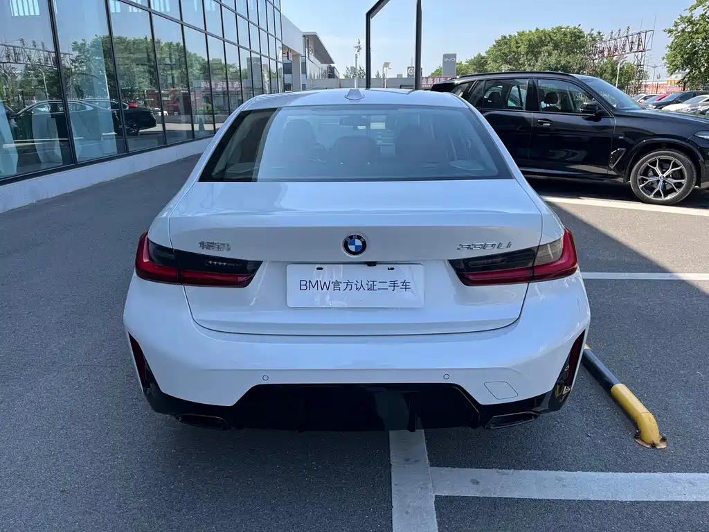 BMW 3 Series 2025 330Li M Sport Nightshade Package