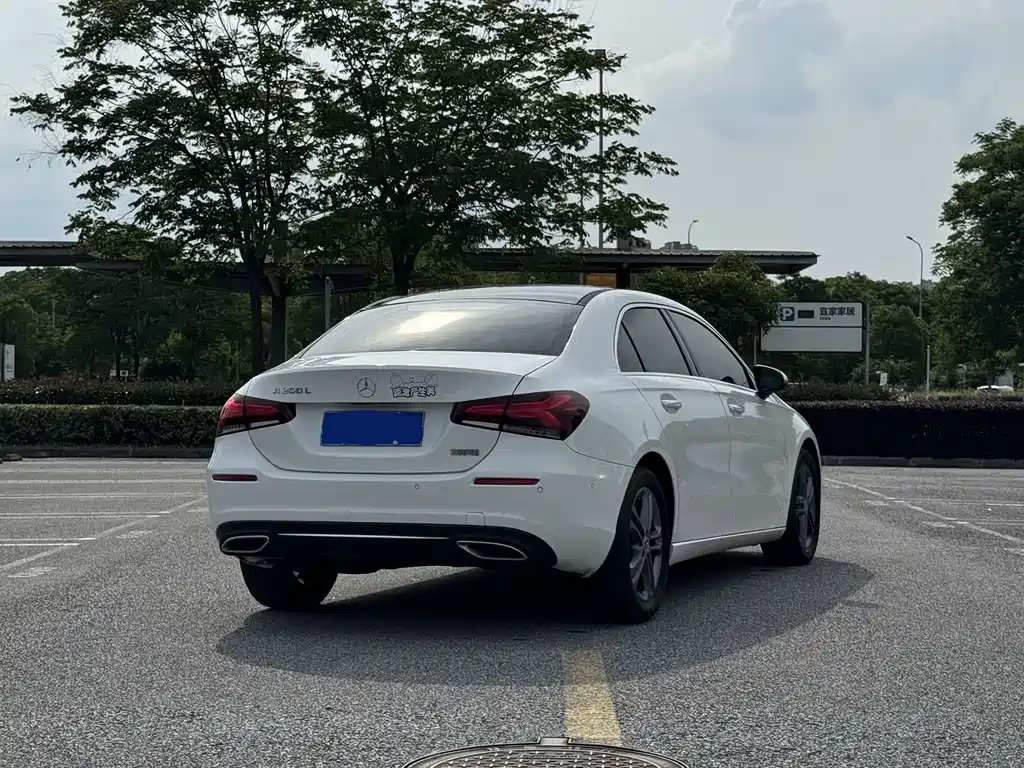 Mercedes A-Class 2019 A 200 L