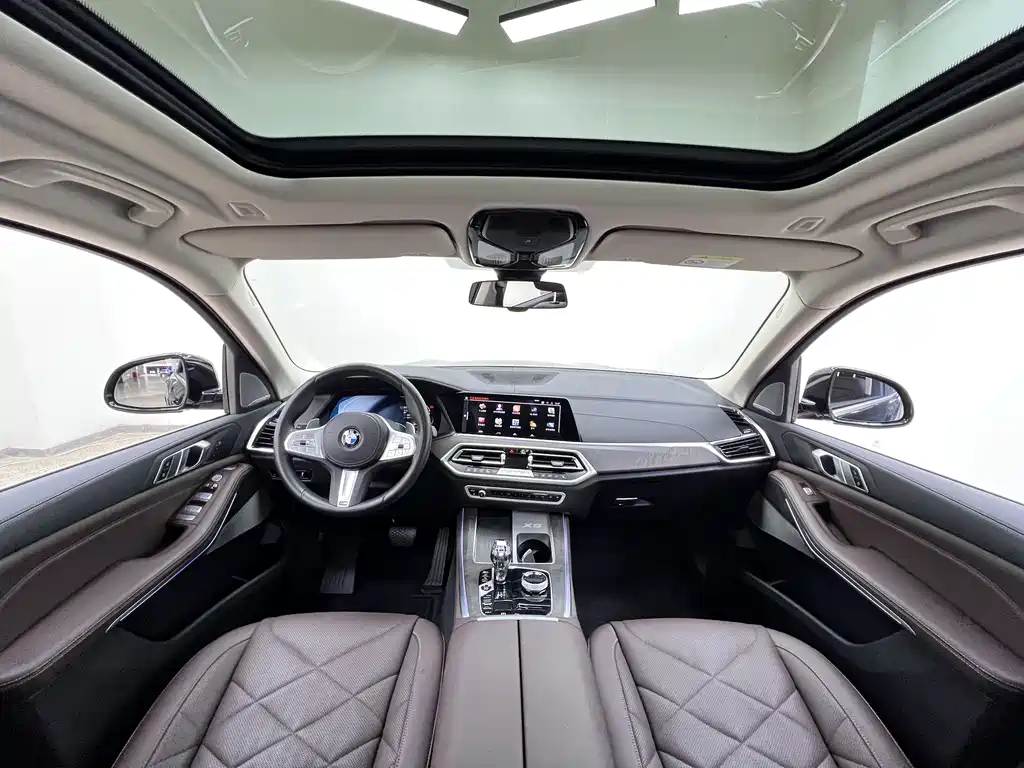 BMW X5 2022 xDrive 30Li M Sport Package尊享型