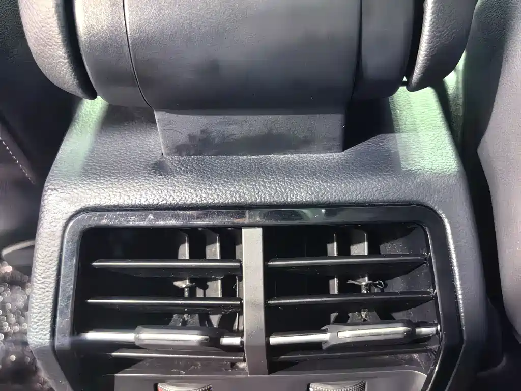 Audi Q3 2023 35 TFSI Sportline (1.4T)