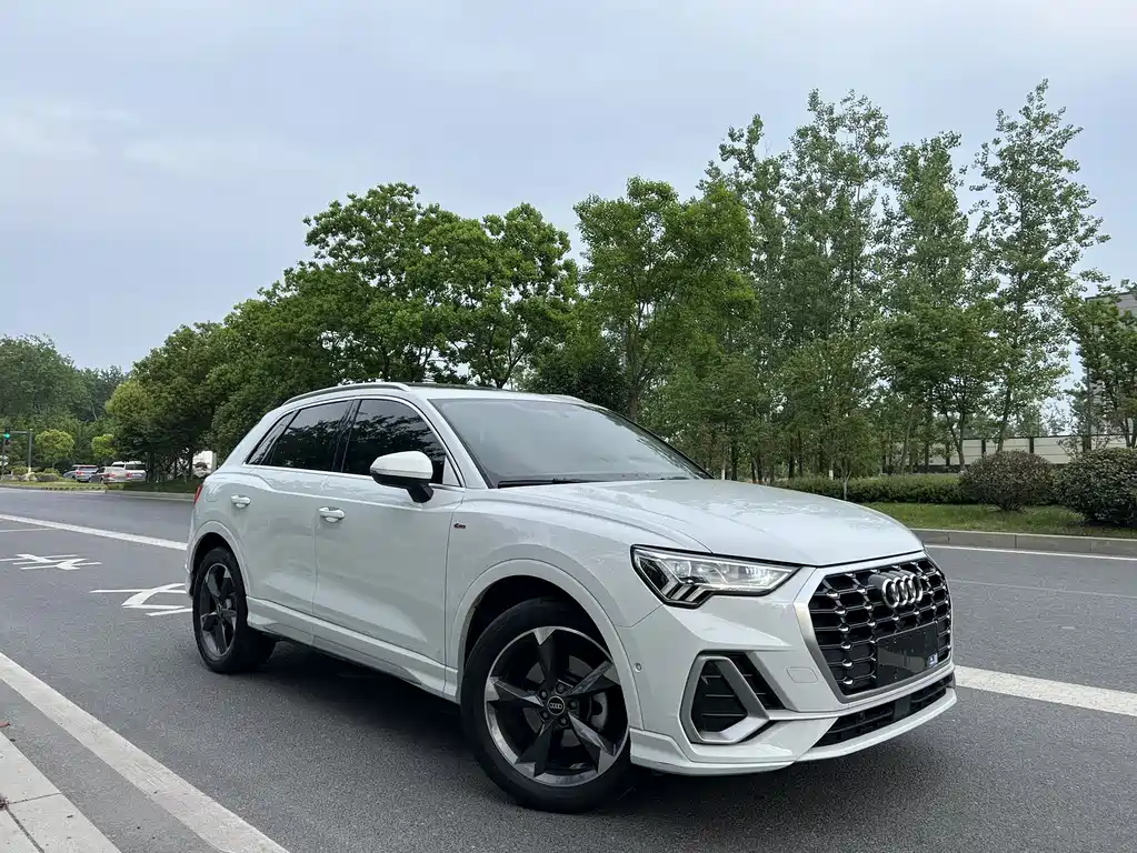 Audi Q3 2022 35 TFSI Sporty Dynamic Edition