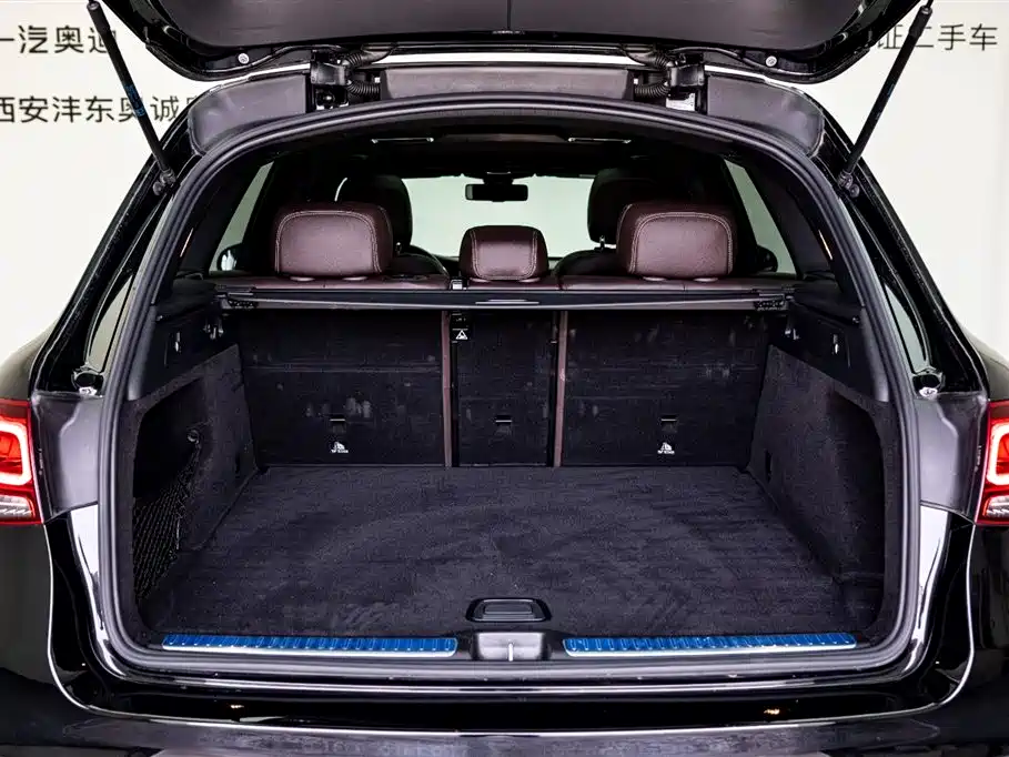 Mercedes-Benz GLC 2021 GLC 260 L 4MATIC Dynamic Edition